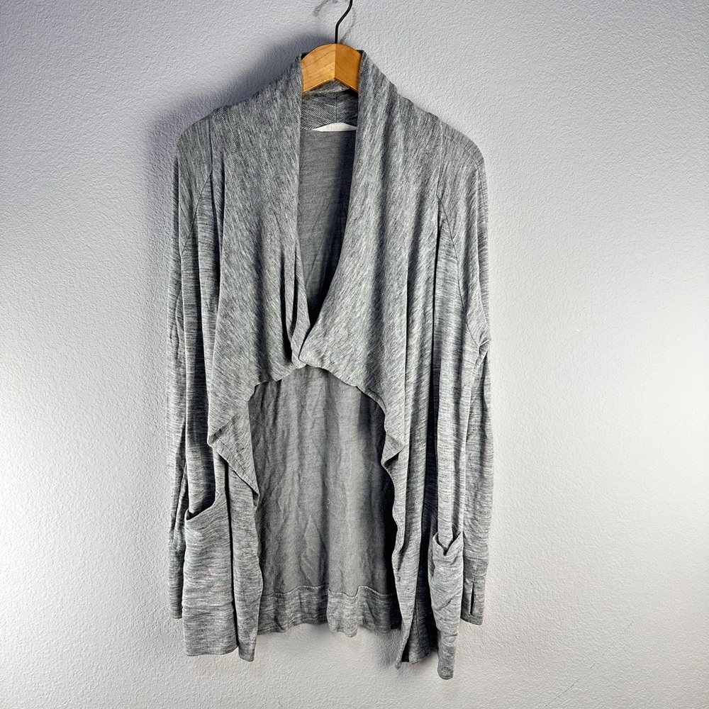 Athleta Studio Wrap Sz M